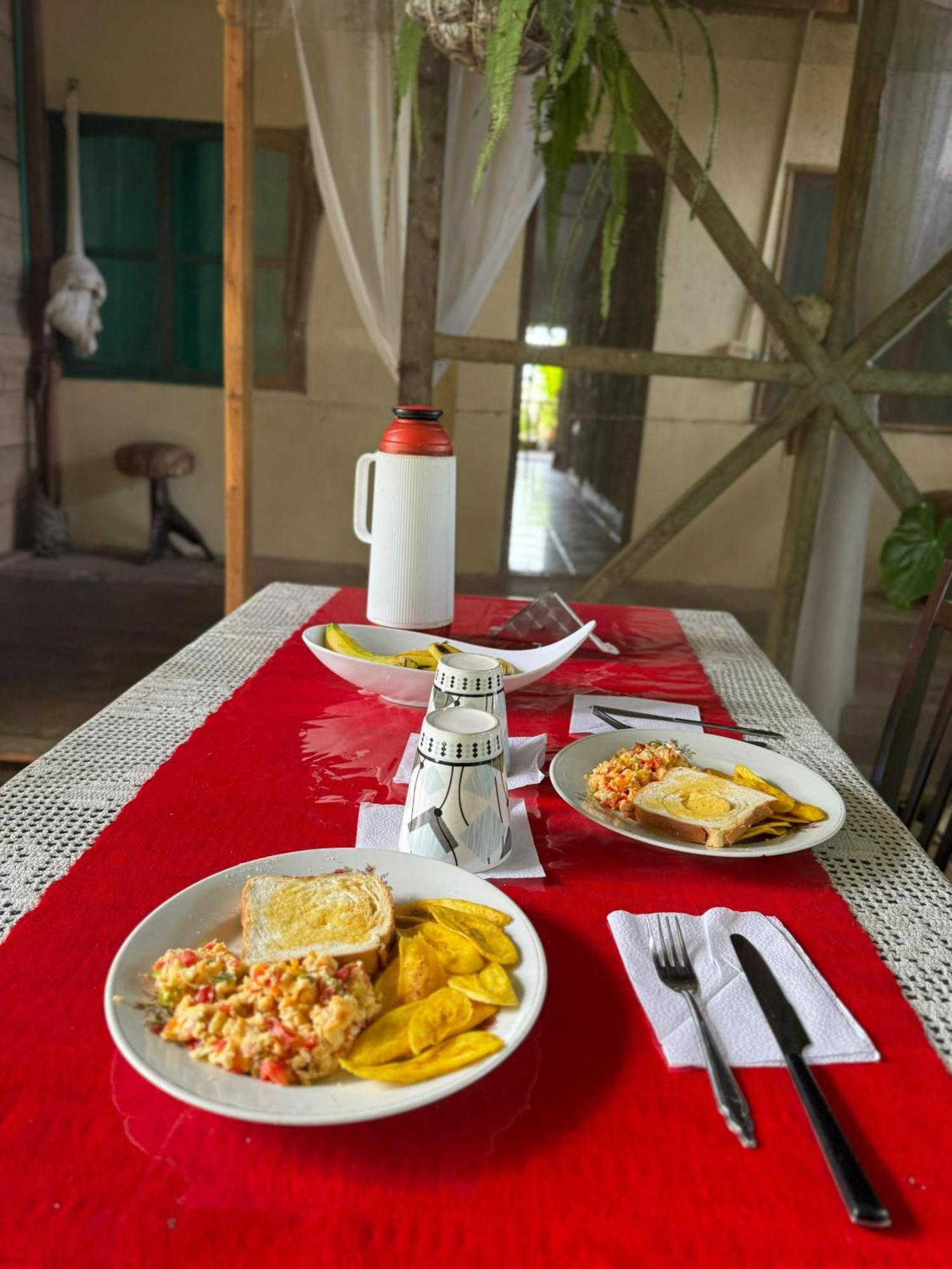 Maiku Amazonas Hotell Puerto Nariño Eksteriør bilde